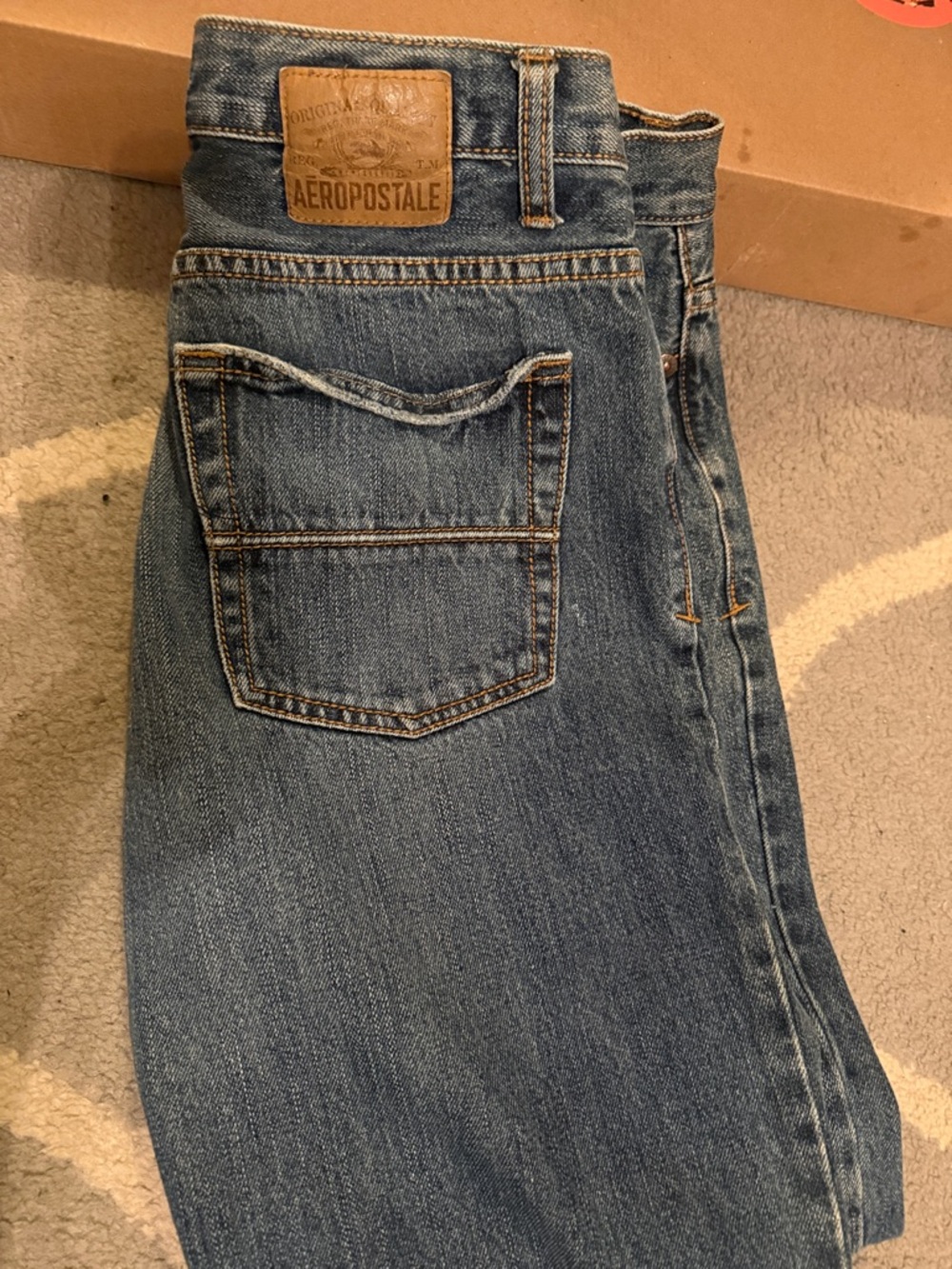 Aeropostale Men’s Medium Blue Relaxed Denim Jeans